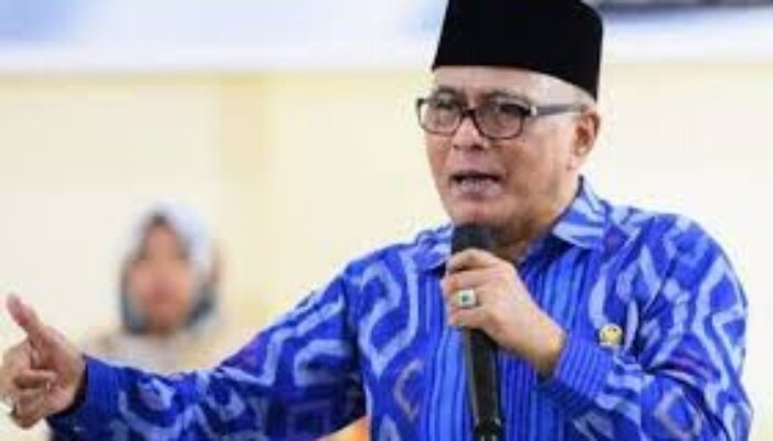 Legislator Sorot Kerumunan Massa Saat Pendaftaran Paslon