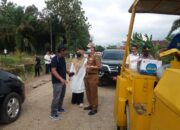 Bupati Hendrajoni Tinjau Pengerjaan Jalan Kabupaten di Lunang