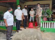 Pemkab Pesisir Selatan Serahkan Bantuan untuk Pasien Covid-19