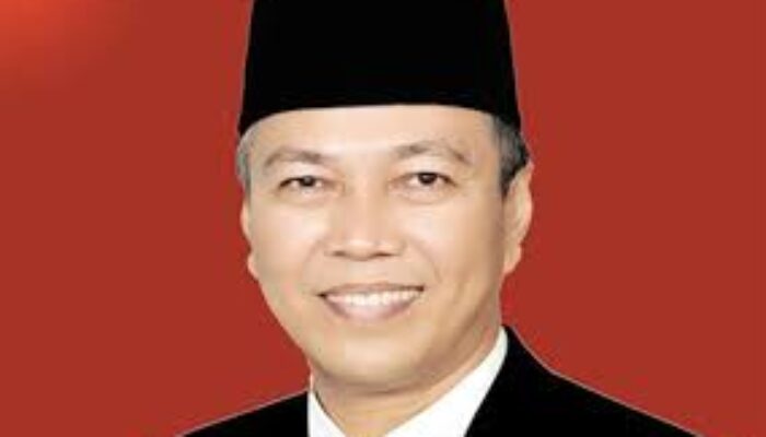 Jenazah Bupati Tanah Datar Irdinansyah Tarmizi Dibawa ke Tapi Selo Lintau Buo Utara untuk Dimakamkan