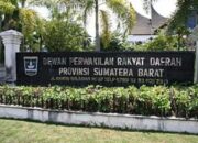 Sembilan Anggota DPRD Sumbar Mundur