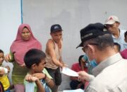 Wagub Sumbar Nasrul Abit Ilir Mudik Antar Logistik dan APD ke Berbagai Daerah
