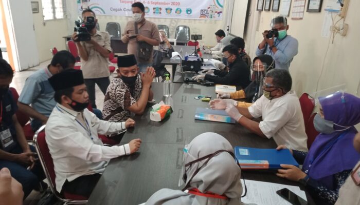 Ferizal Ridwan-Nurkhalis, Bapaslon Pertama yang Mendaftar ke KPU Limapuluh Kota