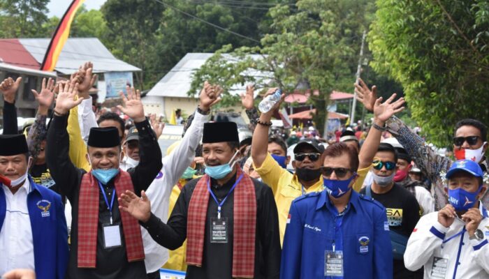 Jadi “Penutup” Pendaftaran di KPU Kota Solok, Boris-Adang: Kader PAN Dampingi Saya