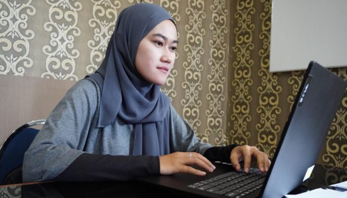 Praktisi Komunikasi : Rekam Jejak Buktikan Nasrul Abit Pemimpin Responsif, Spontan, dan Insiatif