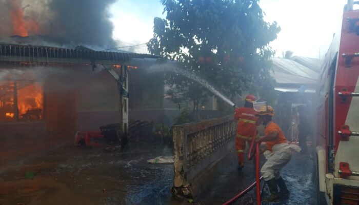 Rumah di Kawasan Parik Rantang Terbakar, Kerugian Hingga Ratusan Juta
