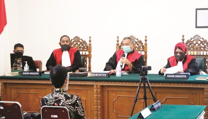 Pembacaan Vonis Bupati Nonaktif Solok Selatan Muzni Zakaria Ditunda Sepekan, Ini Alasannya