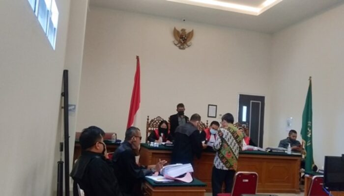 Sidang Lanjutan Pencemaran Nama Baik Mulyadi, Indra Catri dan Sekda Agam Beri Kesaksian