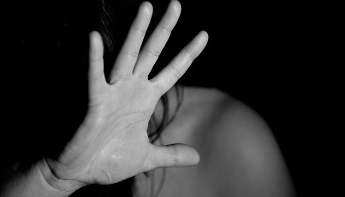 Seorang Pria di Padang Diduga Jual Pacarnya yang Masih SMA