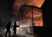 8 Rumah Terbakar di Tarandam, Kerugian Ratusan Juta