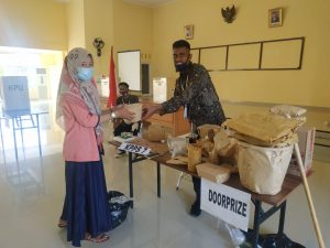 TPS di Kota Pariaman Ini Berikan Doorprize Menarik untuk Pemilih