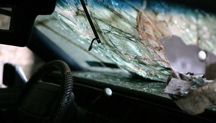 Mobil Dinas PUPR Tabrak KA Sibinuang