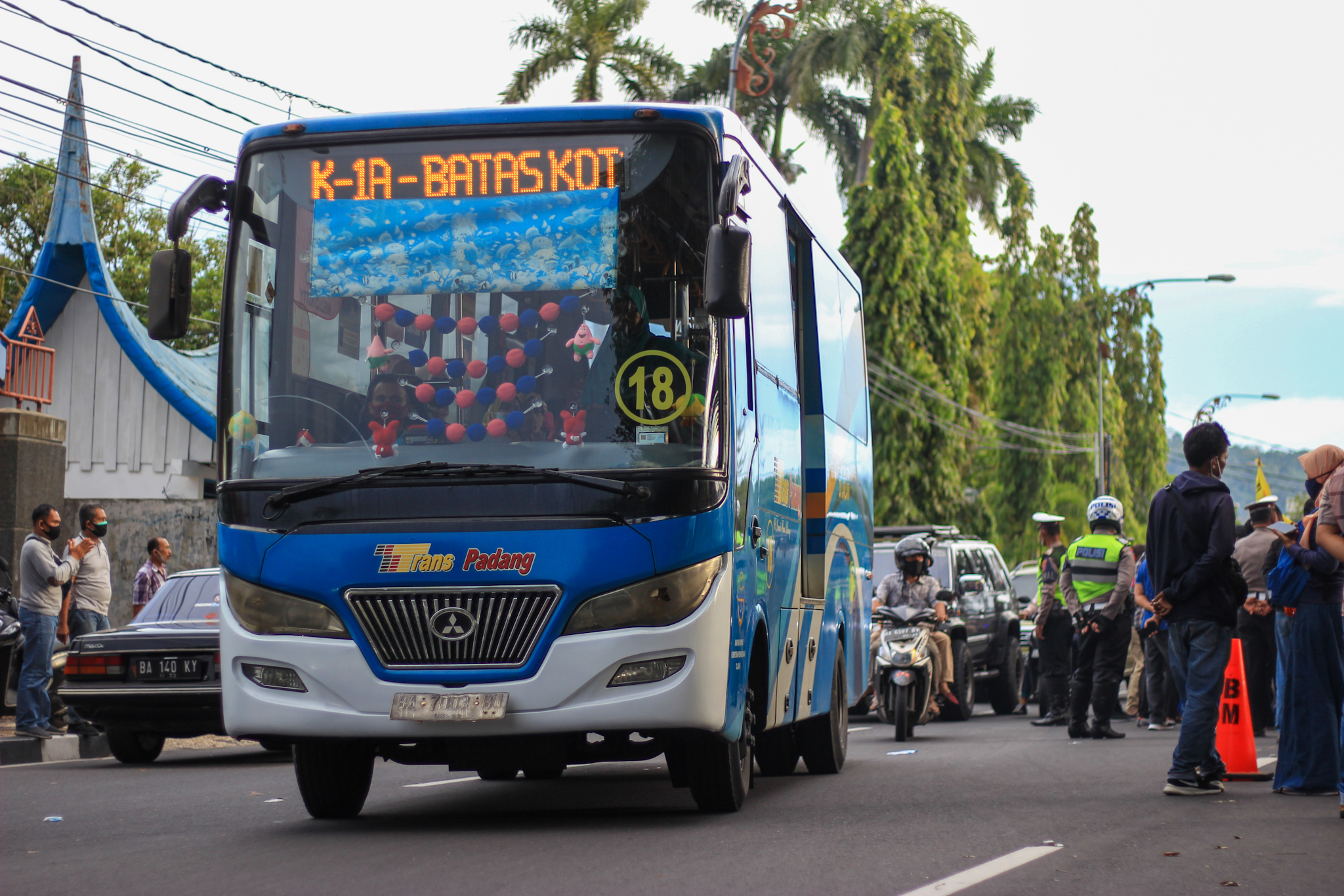 trans padang