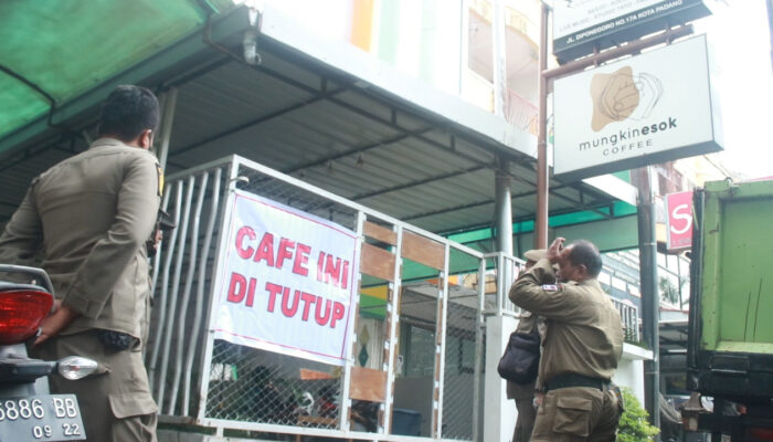 Pernah Disegel, Kafe di Padang Ini Kembali Ditutup Satpol PP Karena Langgar Prokes