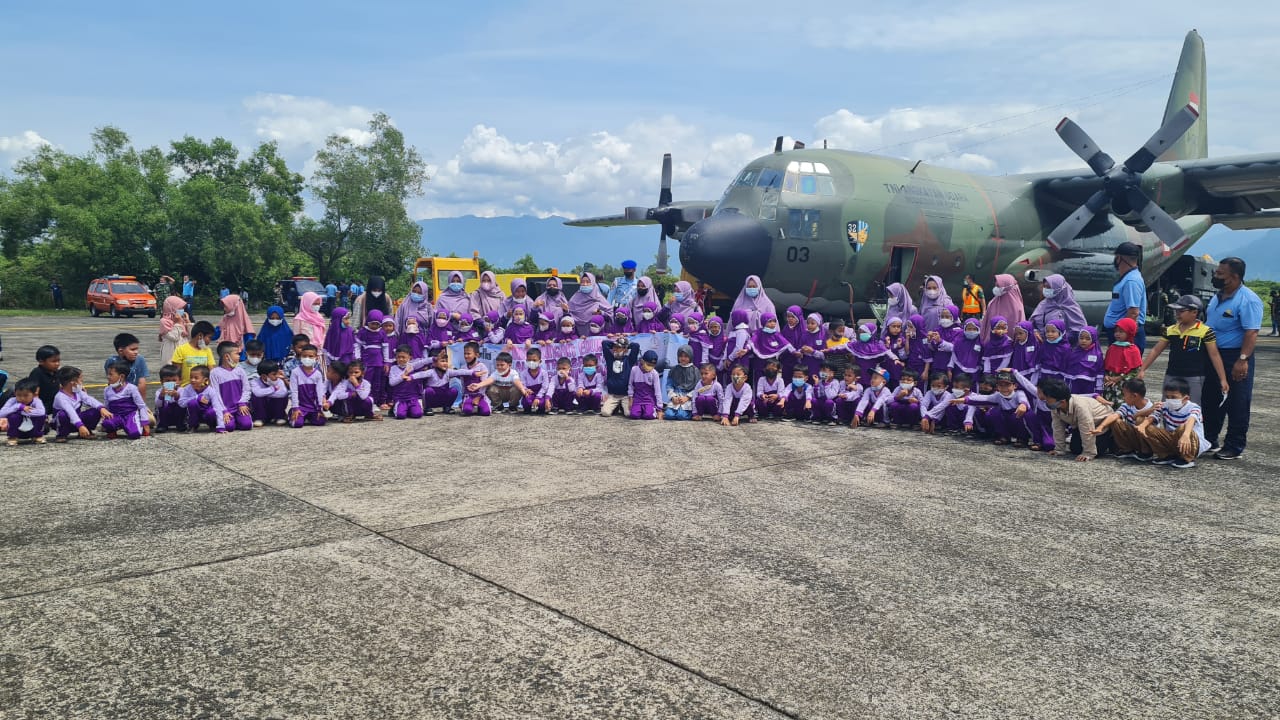 Air Force Open Day, Ratusan Siswa dari Pasbar Banjiri Apron Lanud Sutan Sjahrir Padang