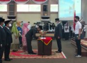 Lantik Pejabat Eselon II, Bupati Solok: Mari Mambangkik Batang Tarandam