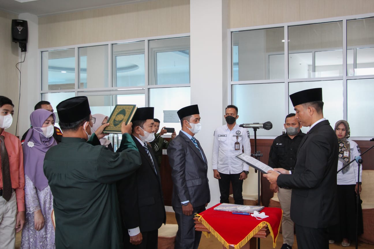 direktur pdam kabupaten solok