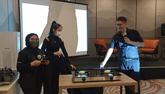 Harga di Bawah Rp1 Juta, Portable Cooker Pertama dari MODENA Hadir di Padang