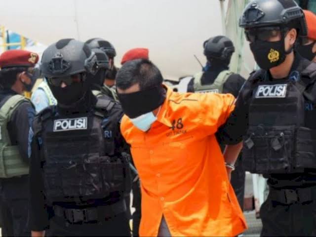 Densus 88: 5 Tersangka Teroris yang Ditangkap Merupakan Petinggi NII Tangsel