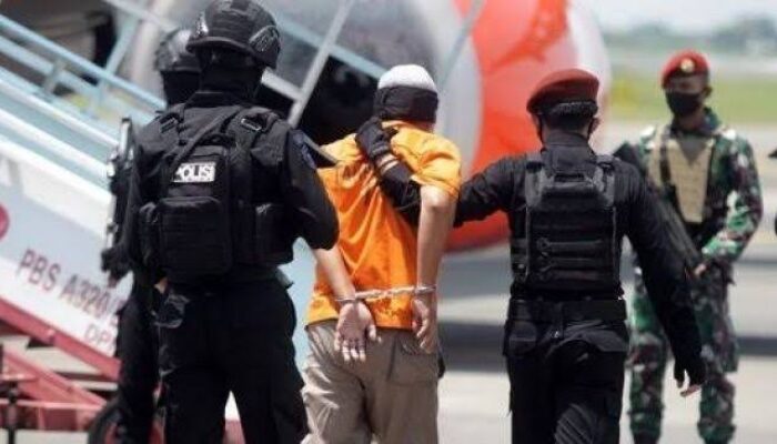 Densus 88 Sebut NII Sumbar Siapkan Golok untuk Lengserkan Pemerintah