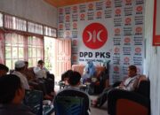 Nevi Zuairina Dialog dengan Struktur dan Kader PKS Persiapkan Pemenangan 2024 di Agam dan Padang Pariaman