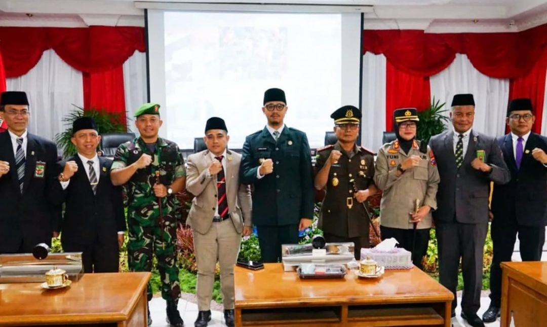 Pemko dan DPRD Bukittinggi Ikuti Sidang Tahunan MPR, DPR dan DPD RI