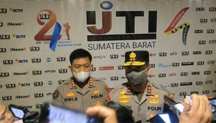 Kapolda Sumbar Nyatakan Perang Terhadap Perjudian: Saya Tidak Akan Mentolerir Meskipun Anak Buah Sendiri