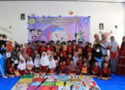 Dosen STIKes Mercubaktijaya Padang Edukasi Siswa SD Negeri 17 Padang Soal Jajanan Sehat