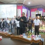 bupati solok bidan di kampung halaman