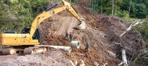 Pengerjaan Gorong-gorong Kegiatan TMMD di Pessel Hampir Rampung 