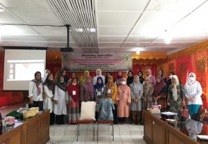 Dosen Prodi D3 Kebidanan Bukittinggi Gelar Pelatihan Bagi Bidan dan Kader Poskeskel