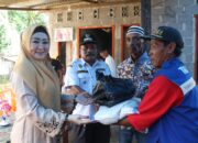 Kunker ke Pessel, Lisda Hendrajoni Salurkan Bantuan Masjid dan Sembako