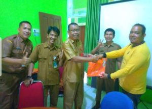 Kerja Sama dengan PT Semen Padang, DLH Dharmasraya Sosialisasi Program Nabuang Sarok