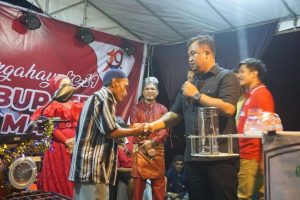 Ribuan Warga Turut Serta Semarakkan Malam Resepsi HUT Dharmasraya Ke-19