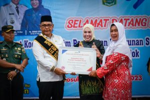 Angka Stunting Turun, Pemkab Solok Diganjar Penghargaan dari BKKBN