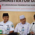 sutan riska lantik sekwan camat
