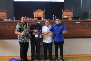 Ketua DPRD Pimpin Rapat Laporan LKPj Bupati Dharmasraya