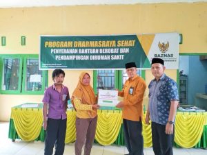 Program Dharmasraya Sehat, Baznas Serahkan Obat dan Pendampingan Tunggakan BPJS