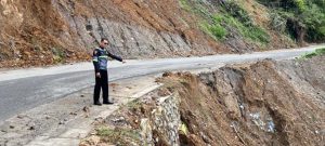 Satlantas Polresta Bukittinggi Uji Coba Satu Arah Jalan Bukittinggi Sicincin