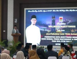 Silaturrahmi dengan Niniak Mamak, Tokoh Masyarakat dan Perantau, Wako Erman Safar Paparkan Program Pemko Bukittinggi