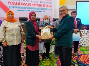 Ketua PDPAI Pusat Lantik Pengurus PDPAI Bukittinggi Periode 2023-2025