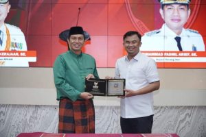 Pemkab Dharmasraya dan Pemkab Batanghari Tandatangani Empat Poin Kesepakatan