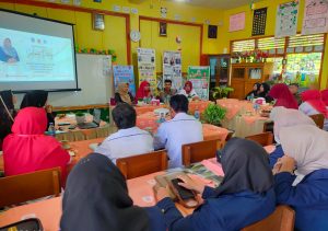 Mahasiswa Universitas Bung Hatta Studi Lapangan di SDN 03 Pakan Labuah