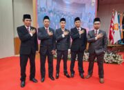 Dilantik Ketua KPU RI, Lima Komisioner KPU Bukittinggi Wajah Baru