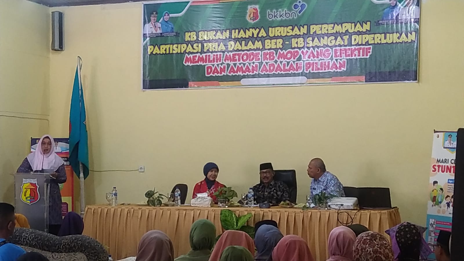 pria kota solok pakai kb