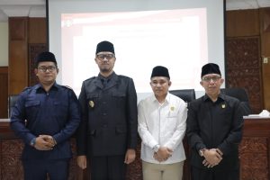 Rapat Paripurna DPRD, Wako Erman Safar Hantarkan Dua Ranperda