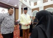 Pemko Bukittinggi Salurkan Bansos Kemensos