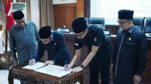 Pemko dan DPRD Bukittinggi Tandatangani Nota Kesepakatan Propemperda 2024 dan Ranperda Cagar Budaya Serta Kepariwisataan