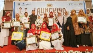 Pemko Bukittinggi Dapat Penghargaan Atas Capaian UHC Terbaik di Sumbar