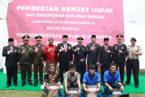 Bupati Serahkan Remisi Umum Kepada 192 Narapidana